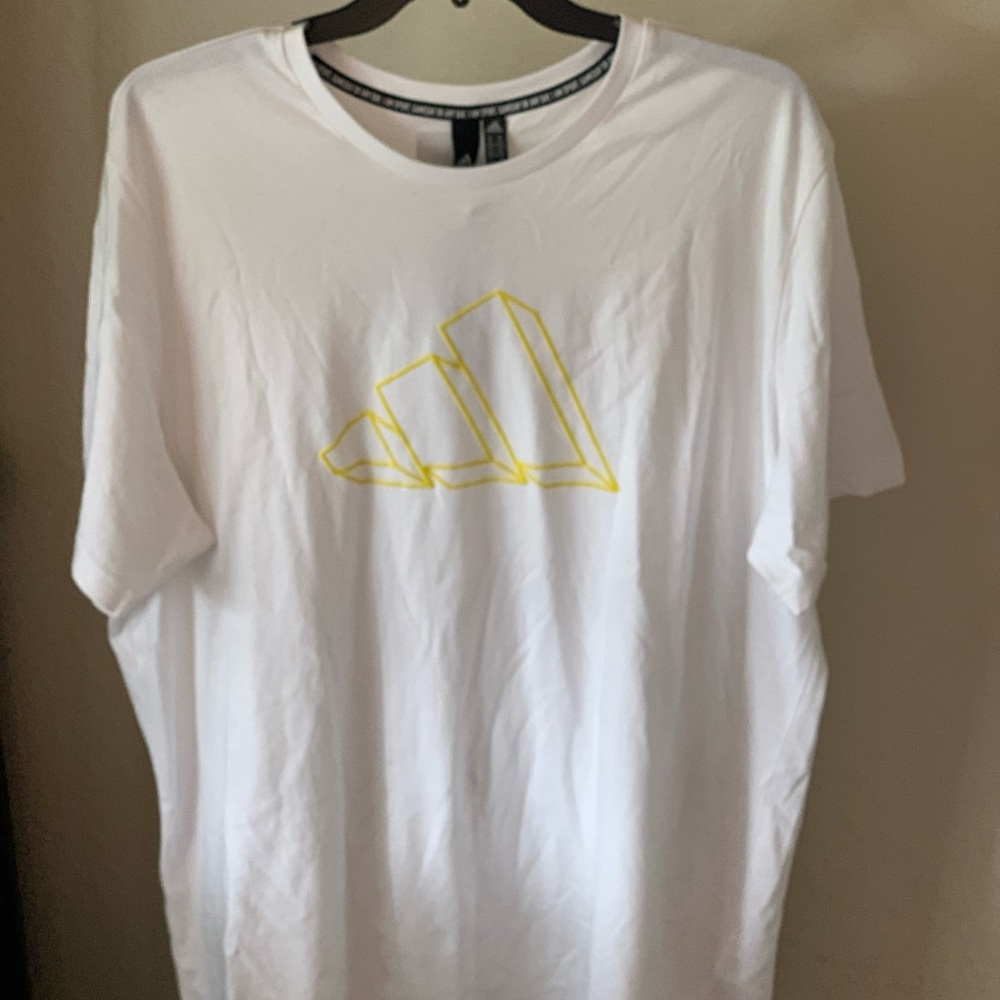 SOLD Men’s Adidas T-shirt